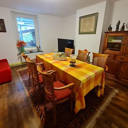 Entre Nancy Et Metz Avec Terrasse - Fr-1-584-362