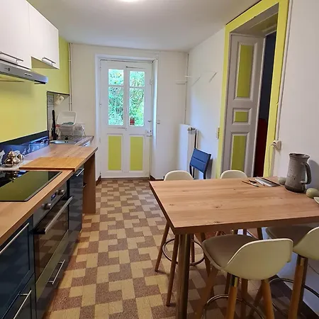 Entre Nancy Et Metz Avec Terrasse - Fr-1-584-362 *